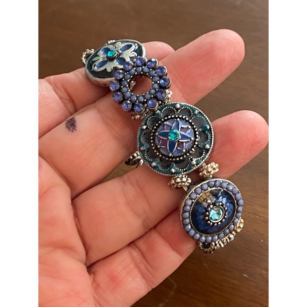 Bracelet - Picture 7 of 9